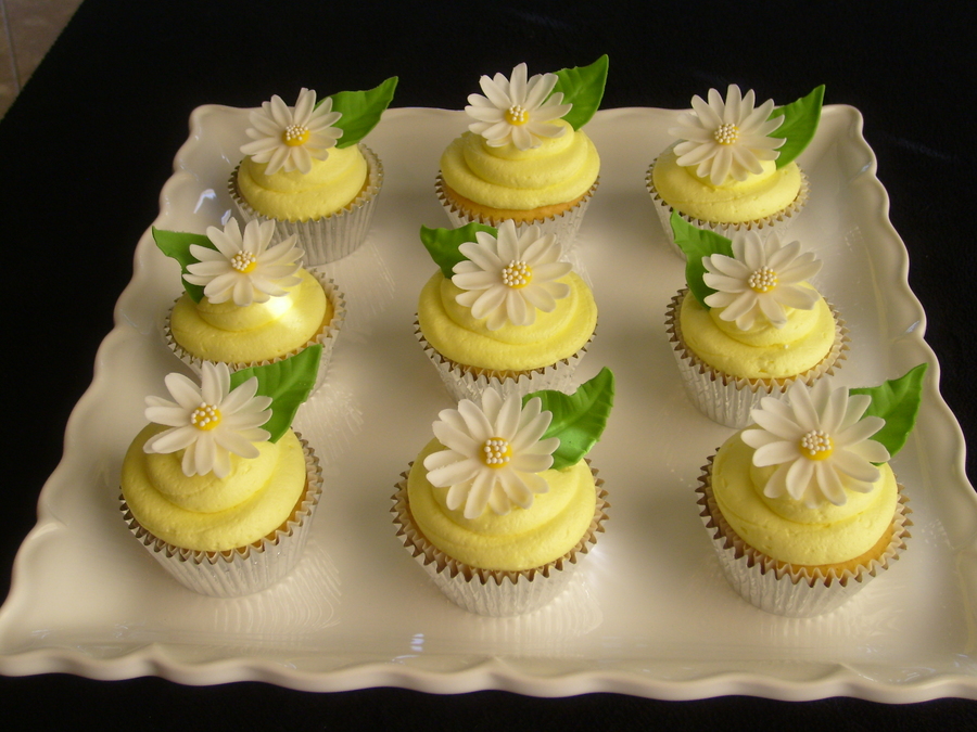 Daisy Cupcakes