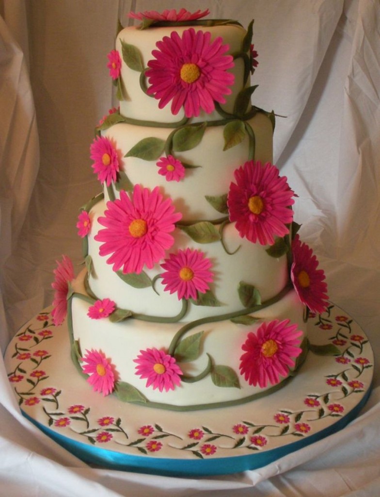 Fuchsia Daisy Cake