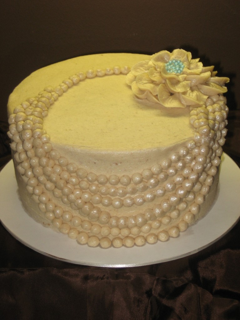Pearl Necklace Cake