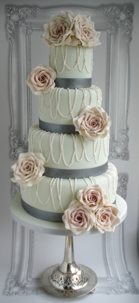 Pearls And Roses Wedding Cake