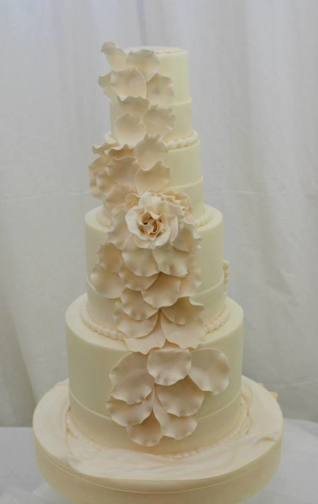 Rose Cascade 346 And 8 Inch In Buttercream