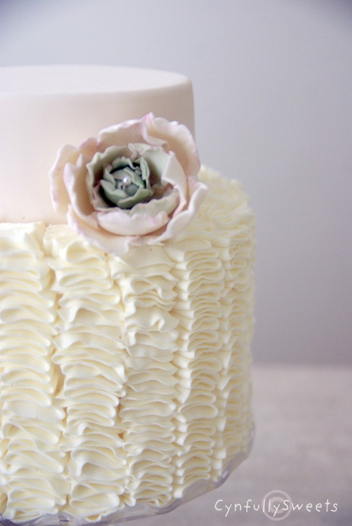 Ruffles Cake W. Cabbage Flower