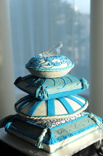 Cinderella Cake - Shoe at the Top